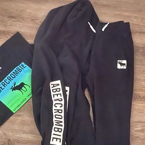 Boys size 7/8 Abercrombie Bundle